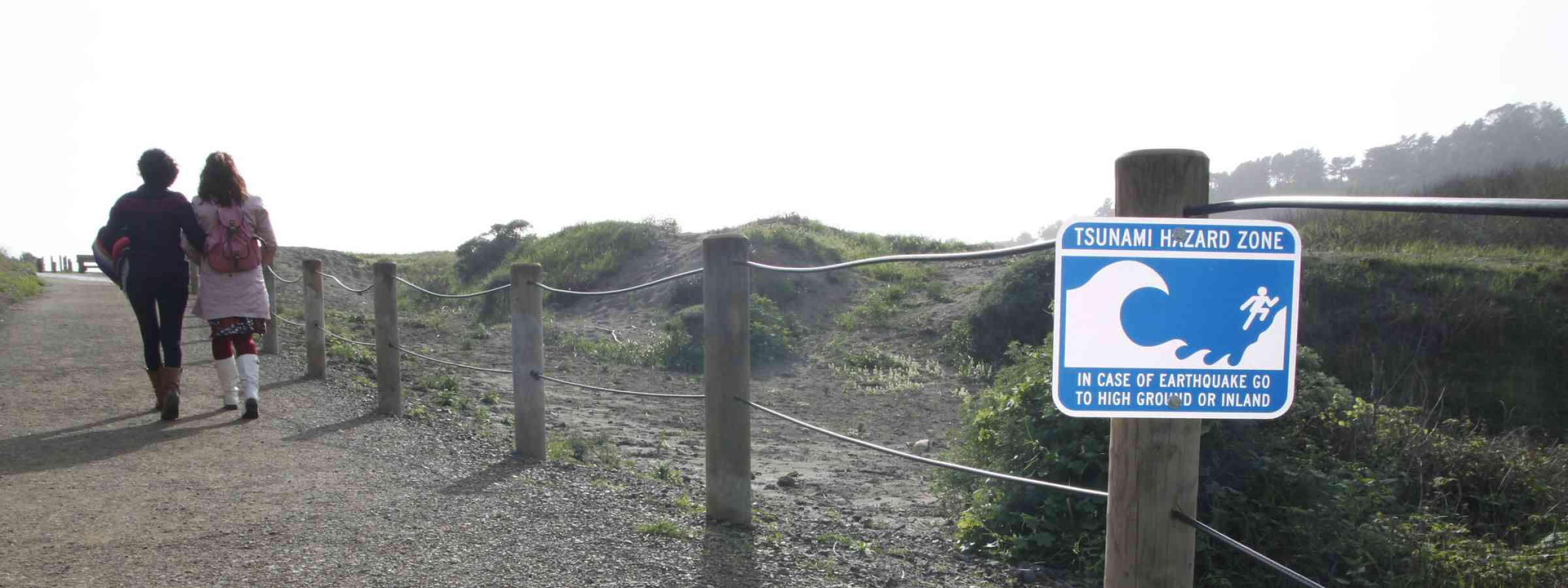 Tsunami warning - California USA